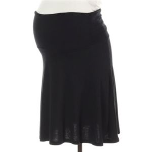 NWT black soft swingy maternity skirt Old Navy
